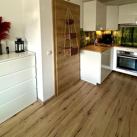 Schoene Wohnung Mit Terrasse Und Parkplatz Velden am Wörthersee Dış mekan fotoğraf